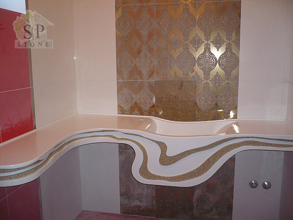 Столешница для ванной с раковиной не правильной формы с использованием наложения другого цвета.